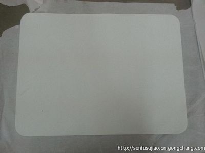 硅膠桌墊 環保與美學并存的餐桌新寵，家用餐墊熱銷背后的品質革命
